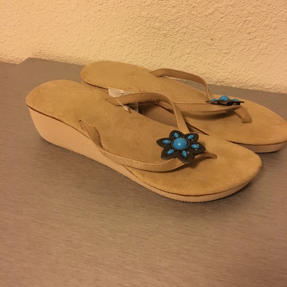 Nude Floral Wedge Sandals Size 7 Turquoise Accent 2” Wedge Boho Summer - Picture 4 of 5